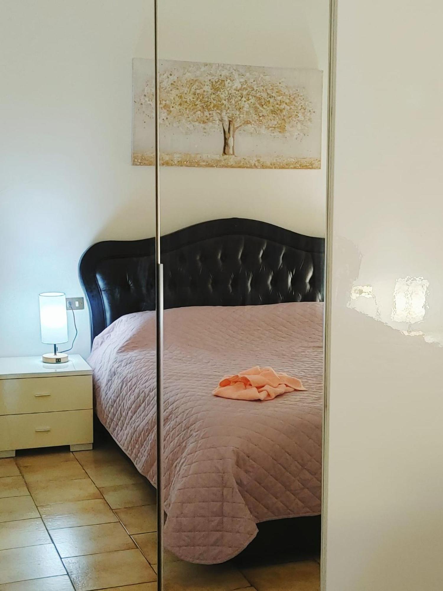 Mazzini Apartment - The V Collection Turate Luaran gambar